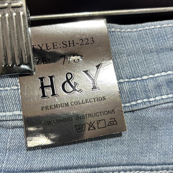 H&Y Premium Collection embroidered,studs,sequin back pockets, light blue - Picture 9 of 10